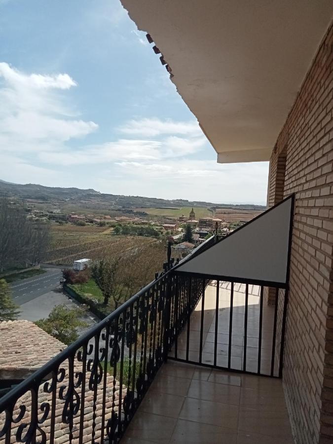 Hotel Portal De La Rioja à Briñas Extérieur photo